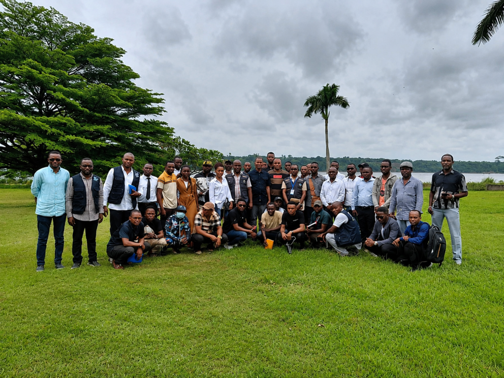 Clôture de la formation des armateurs et les commissaires fluviaux sur la prévention de la MVE à Kisangani dans la province de la Tshopo en RDC. chatgpt image 13 août 2026, 09 31 25