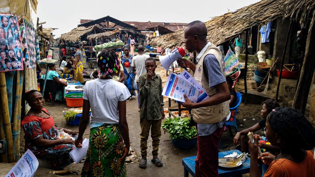 Fleuve Sans Choléra : Sensibilisation au marché Lomata à Mbandaka chatgpt image 20 août 2026, 12 04 35